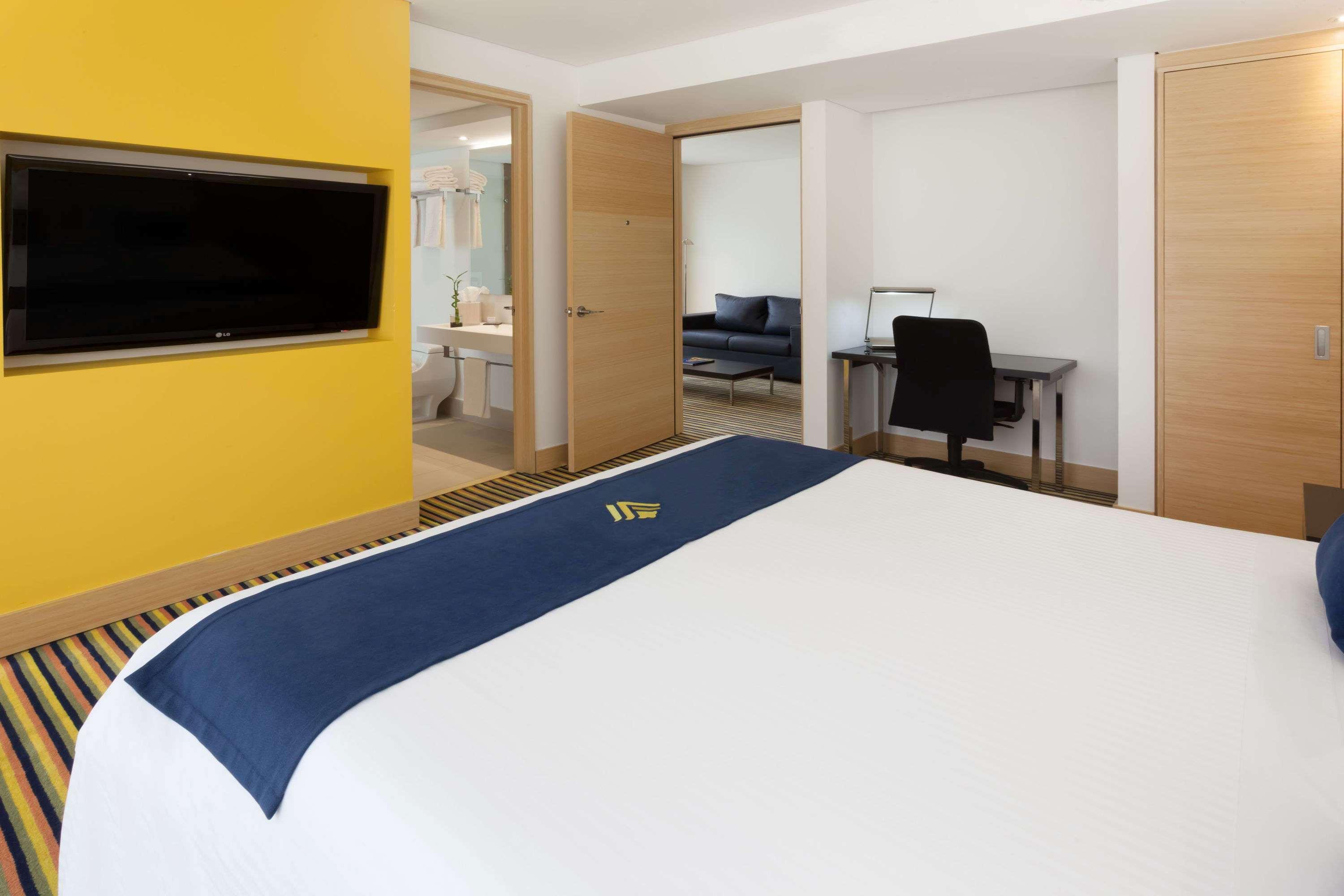 Wyndham Bogota Hotel Екстериор снимка