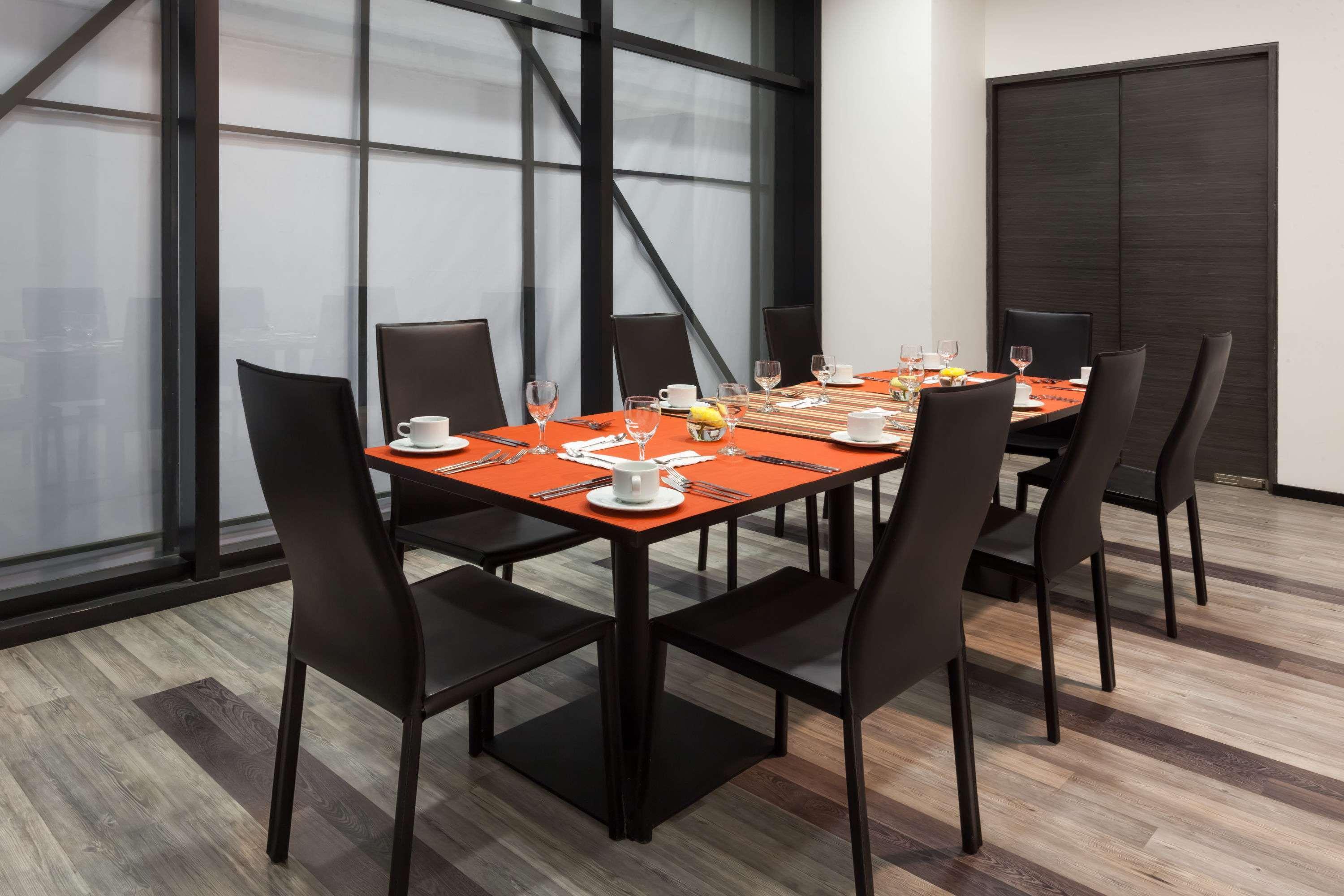 Wyndham Bogota Hotel Екстериор снимка A dining room