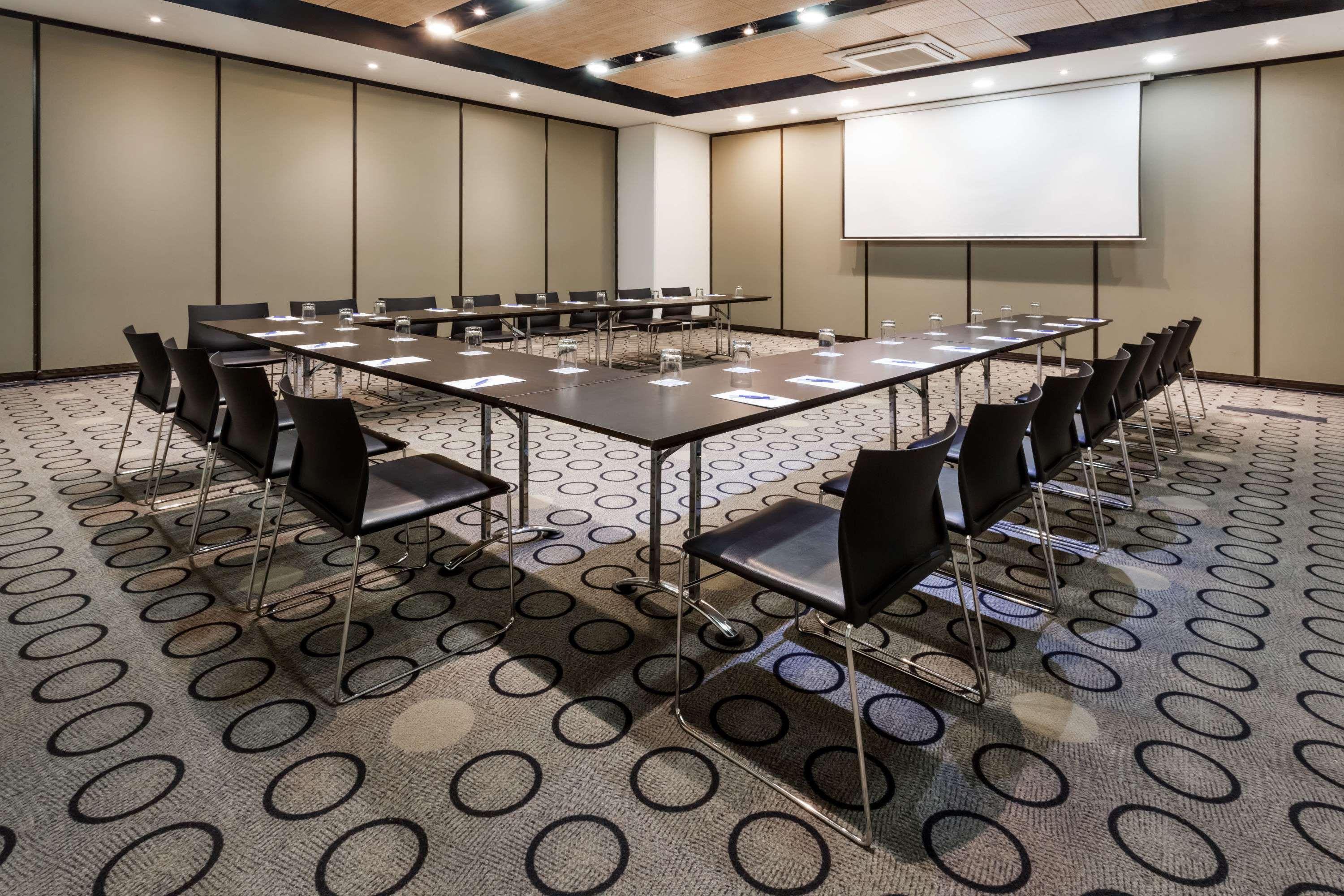Wyndham Bogota Hotel Екстериор снимка Meeting room