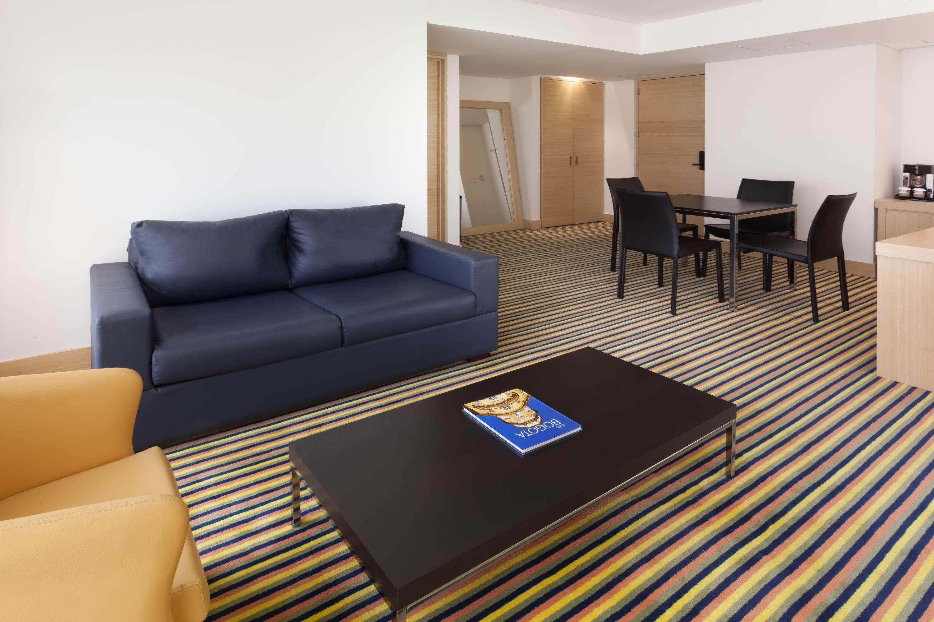 Wyndham Bogota Hotel Екстериор снимка A suite at the hotel